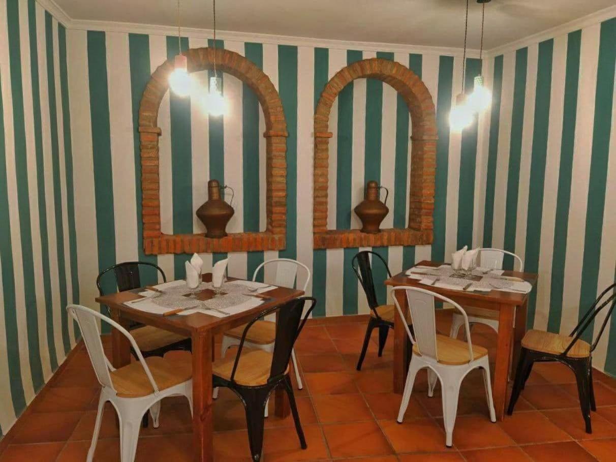 Hostal Altamira Guadalupe Γουαδελούπη Εξωτερικό φωτογραφία