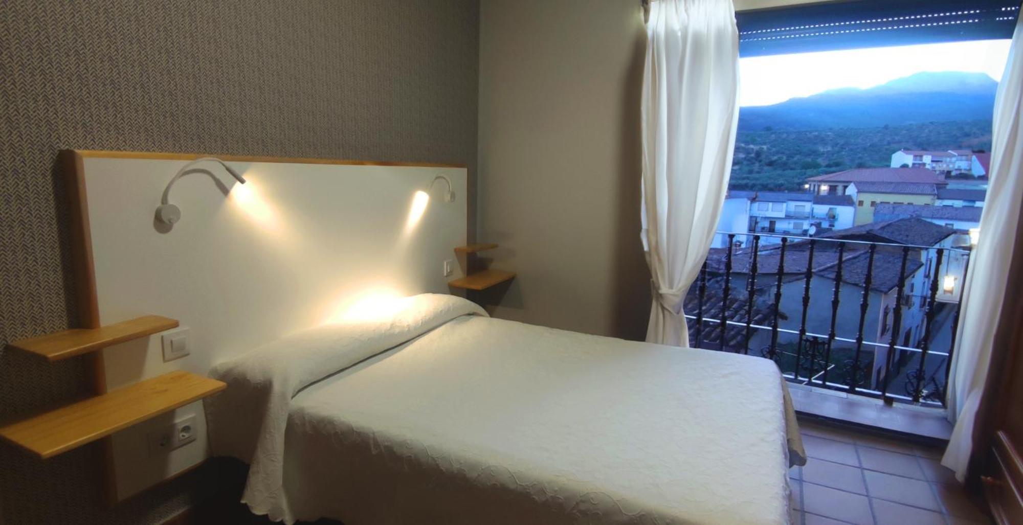 Hostal Altamira Guadalupe Γουαδελούπη Εξωτερικό φωτογραφία