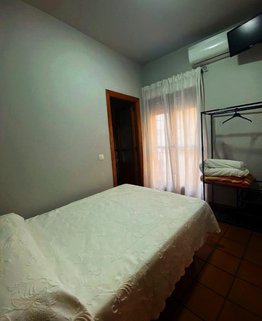 Hostal Altamira Guadalupe Γουαδελούπη Εξωτερικό φωτογραφία